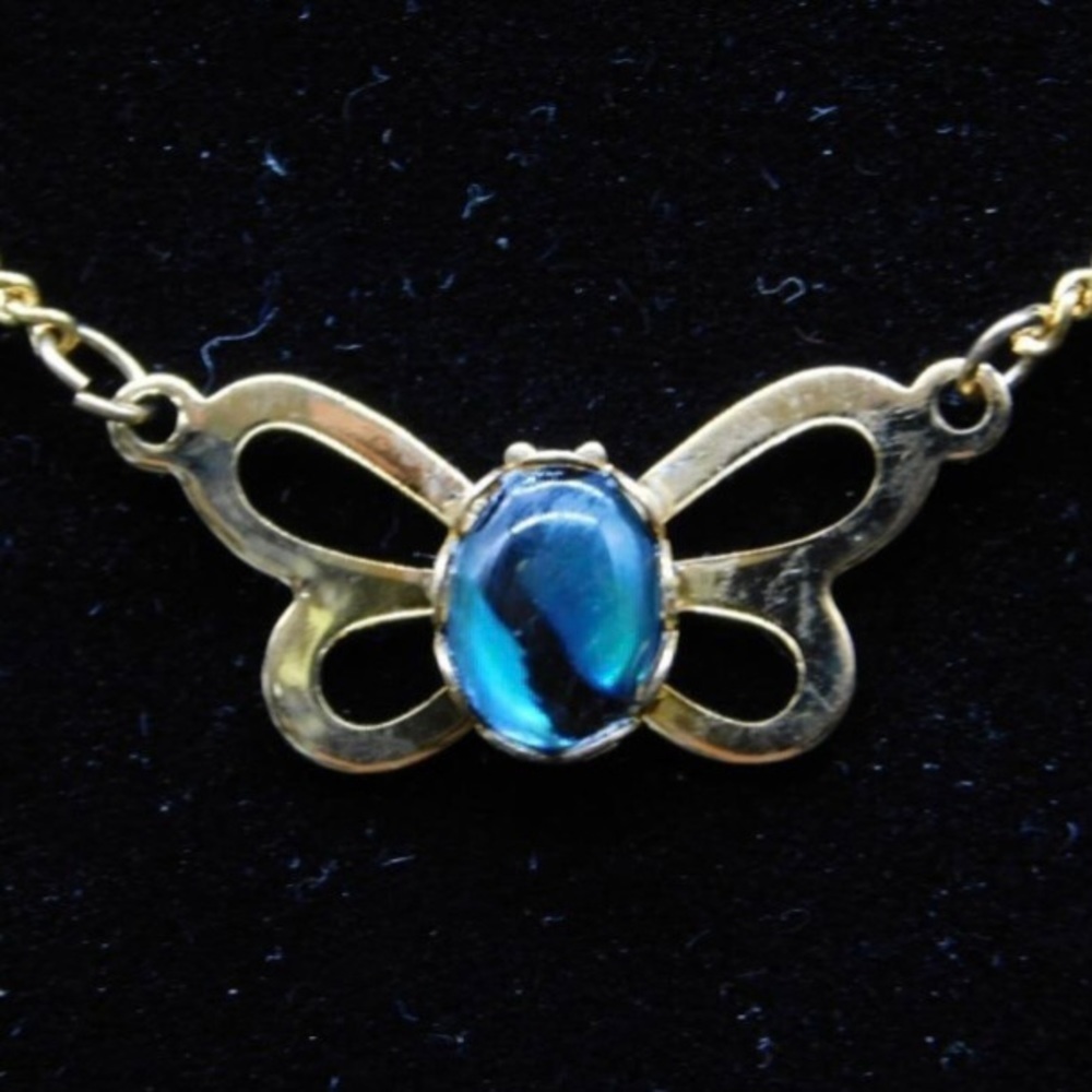 VINTAGE ABALONE BUTTERFLY NECKLACE